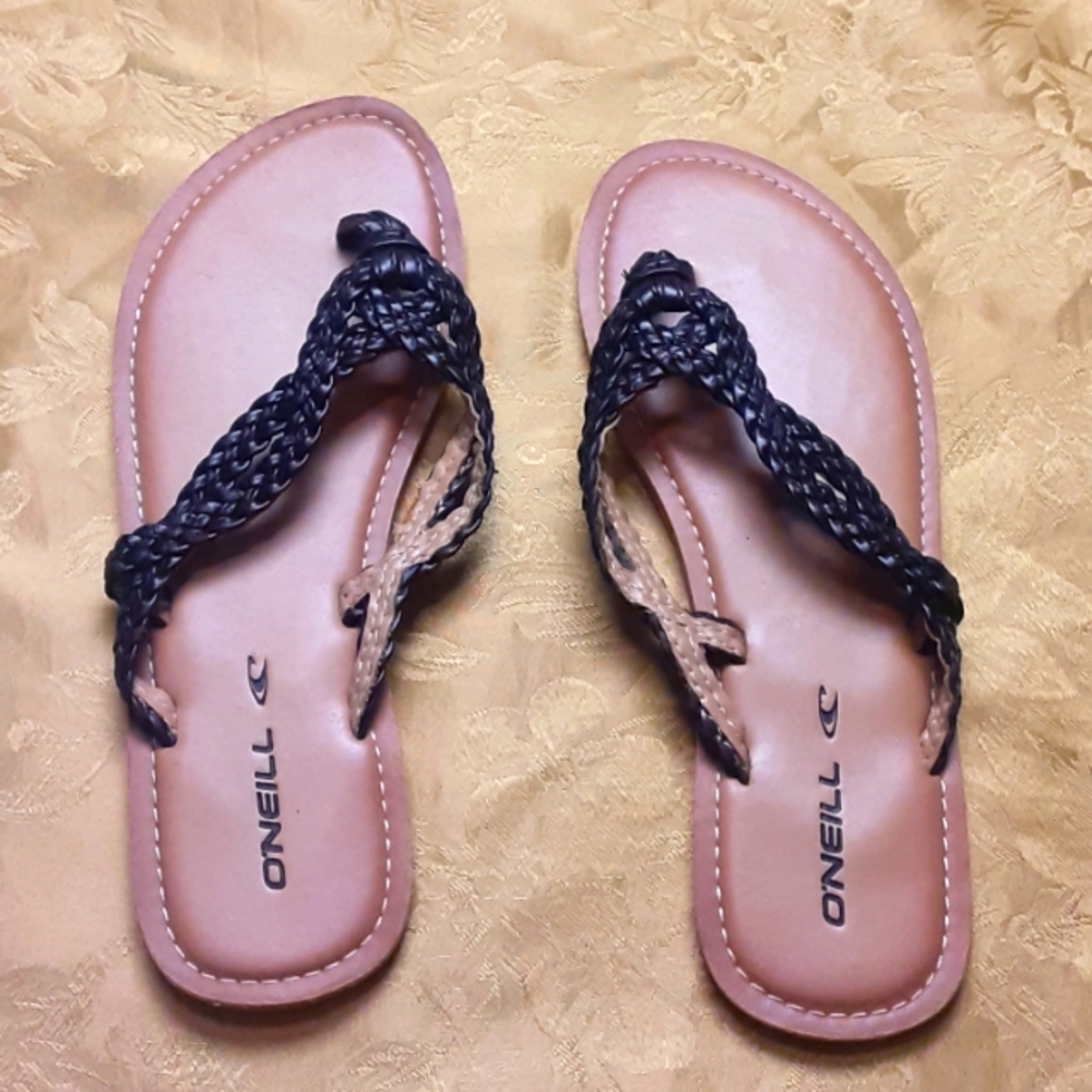 O'NEILL BEAUTIFUL SANDALS Size 9 WOMENS Color Black. Cute design. - Picture 4 of 10